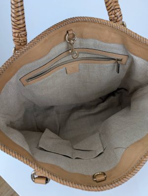 4aff3f9ed33c72ce17b1a806b207de78f3df0e6cc3f6c7c746b8af8e3cc4bbef